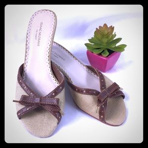 Isaac Mizrahi Kitten Heels